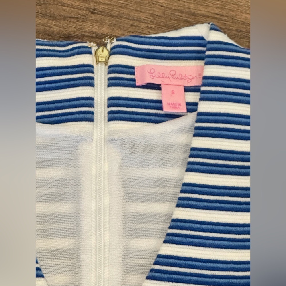 Lilly Pulitzer Briana Dress is Ottoman Stripe Bay Blue Size Small - Picture 7 of 10